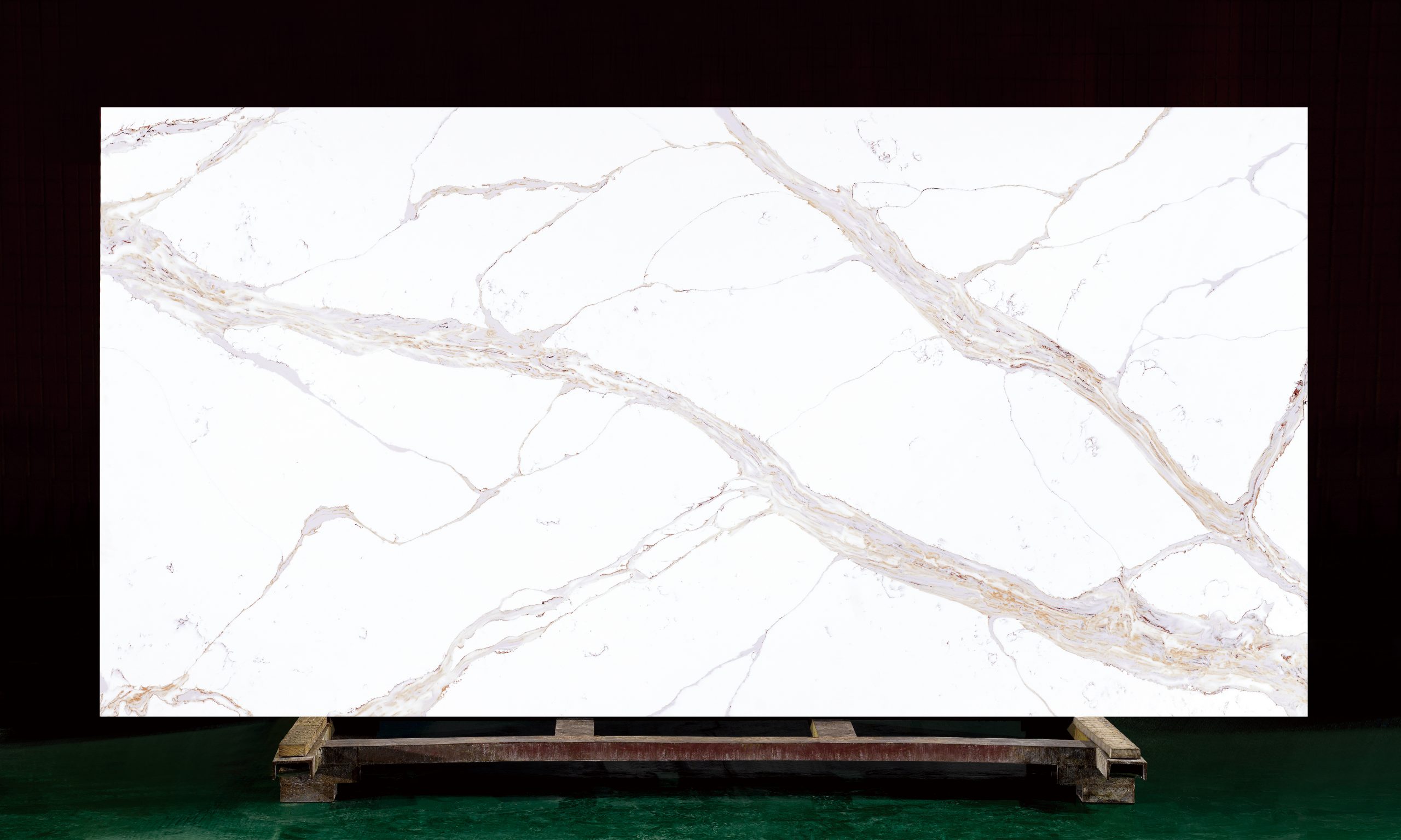 Calacatta Miel Cream Quartz Worktop by Artemistone — image 3