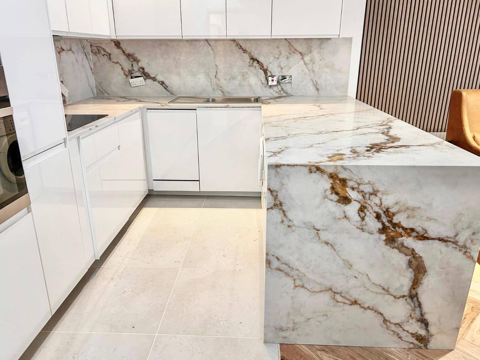 Chrysos Cream Quartz Worktop by Artemistone — image 3