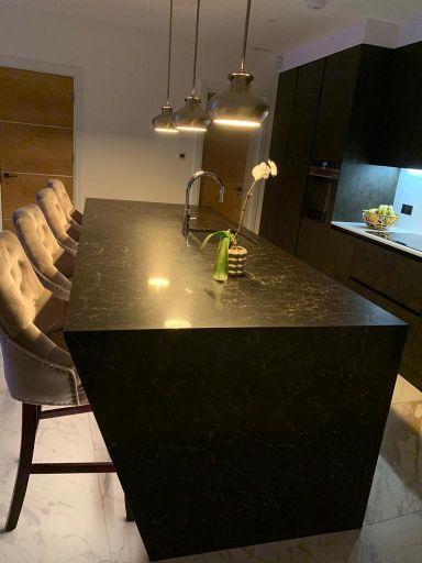 Portoro Cream Quartz Worktop by Artemistone — image 2