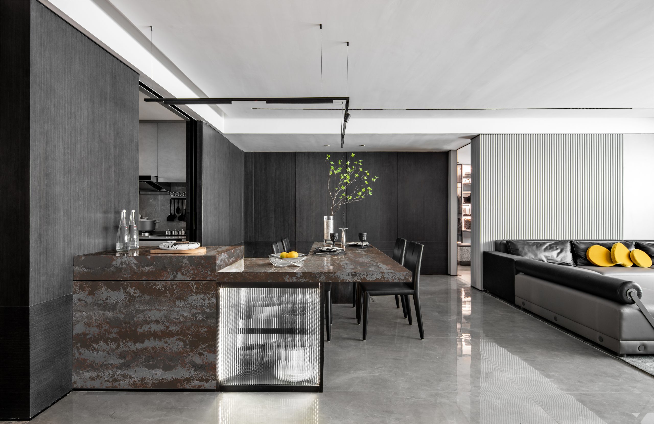 Rouille Brown Quartz Worktop by Artemistone — image 3