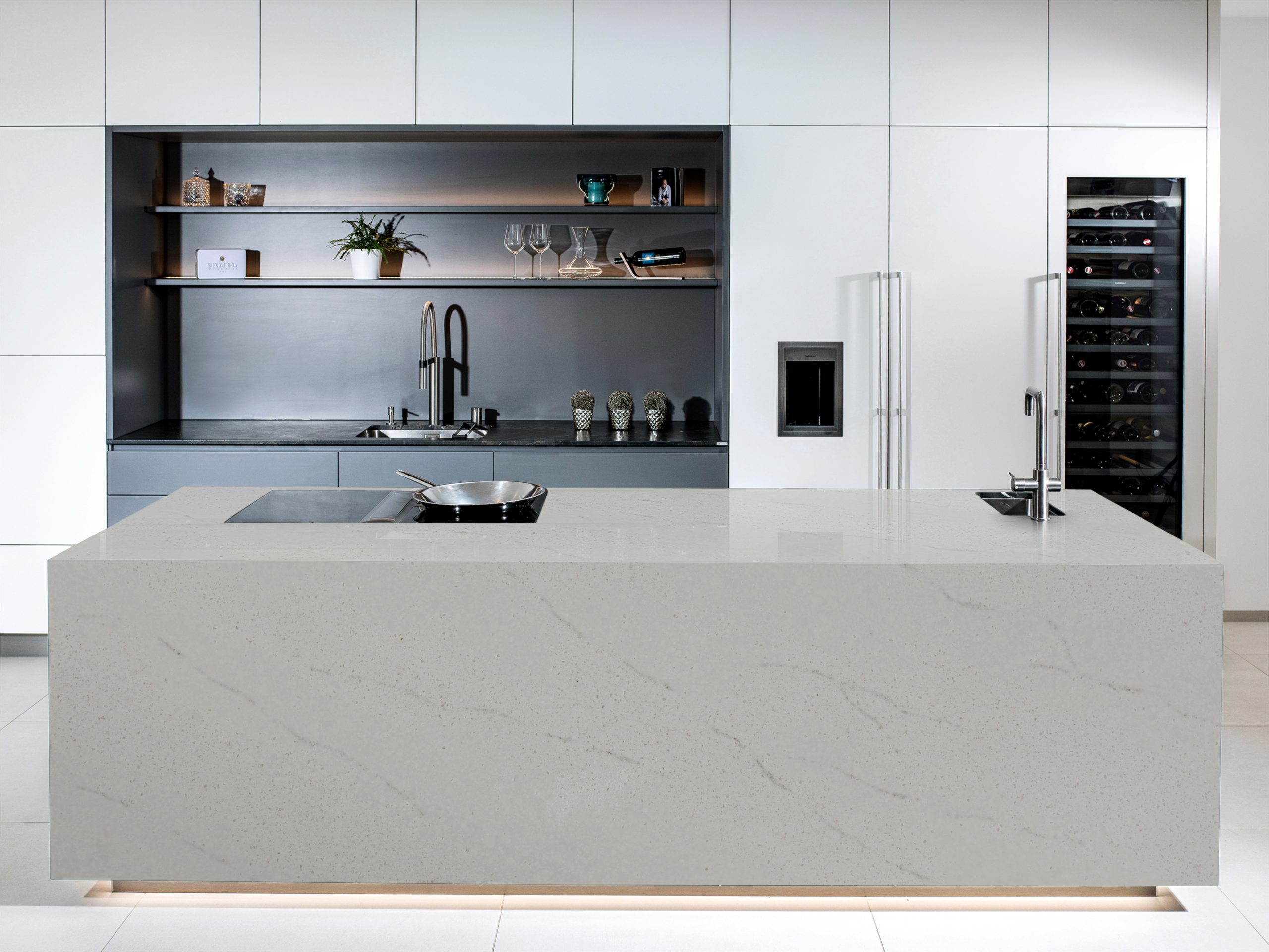 Satin Royal Antique Cream Quartz Worktop by Artemistone — image 2