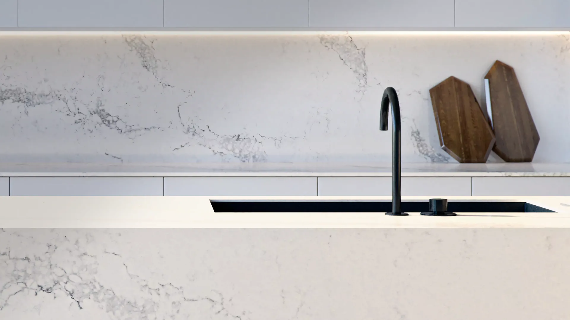 Caesarstone Statuario Maximus White Quartz Worktop by Caesarstone — image 2