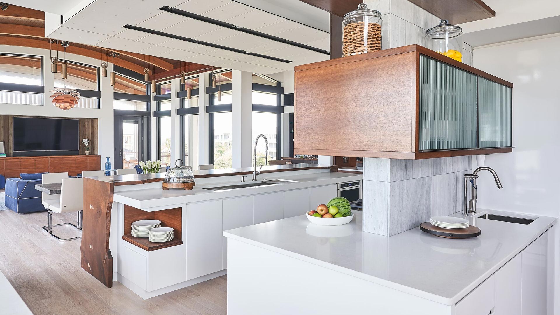 Organic White Caesarstone Whites Quartz Worktop by Caesarstone — image 3