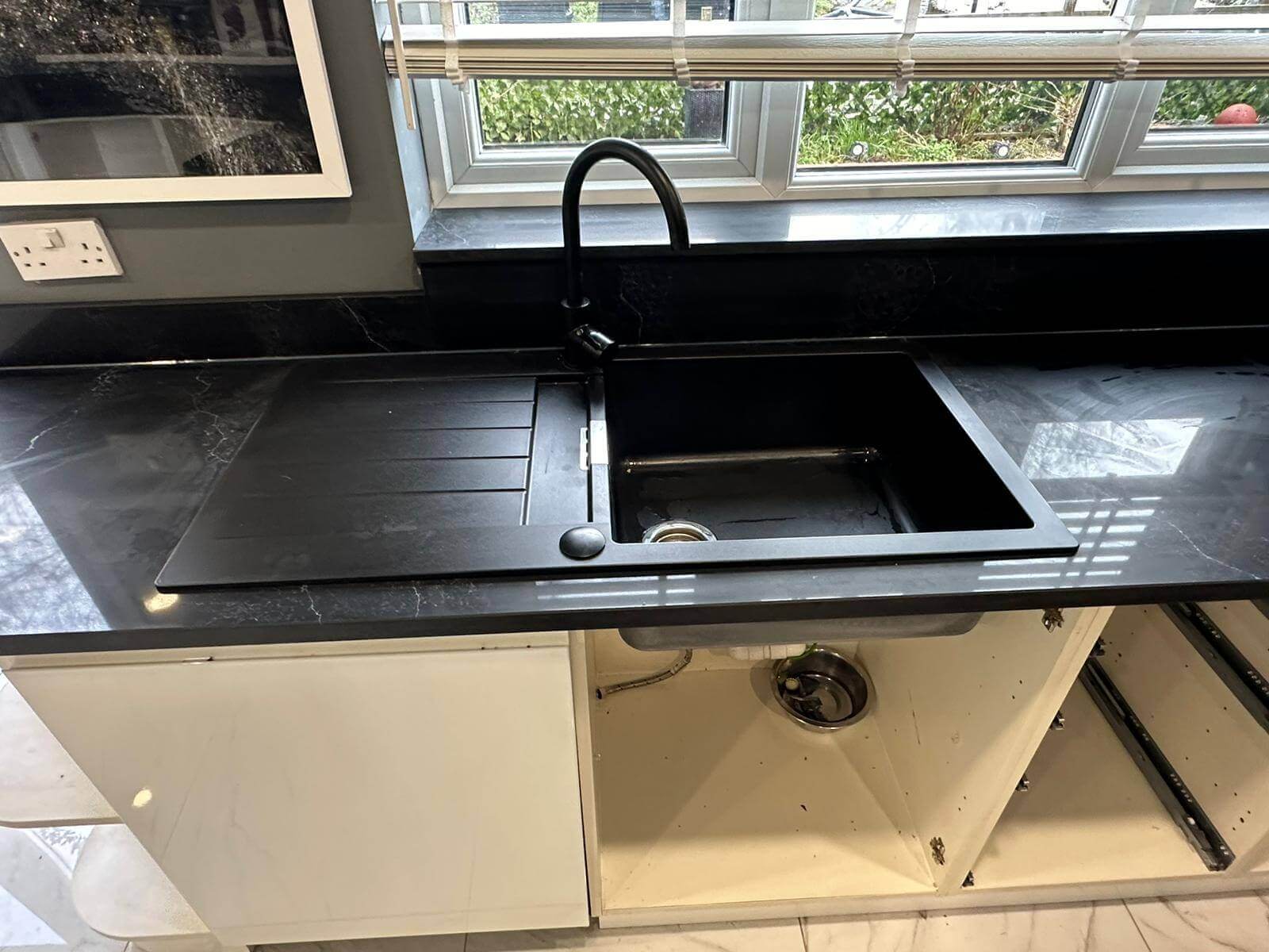 Empire Black Black Quartz Worktop by Cimstone — image 9