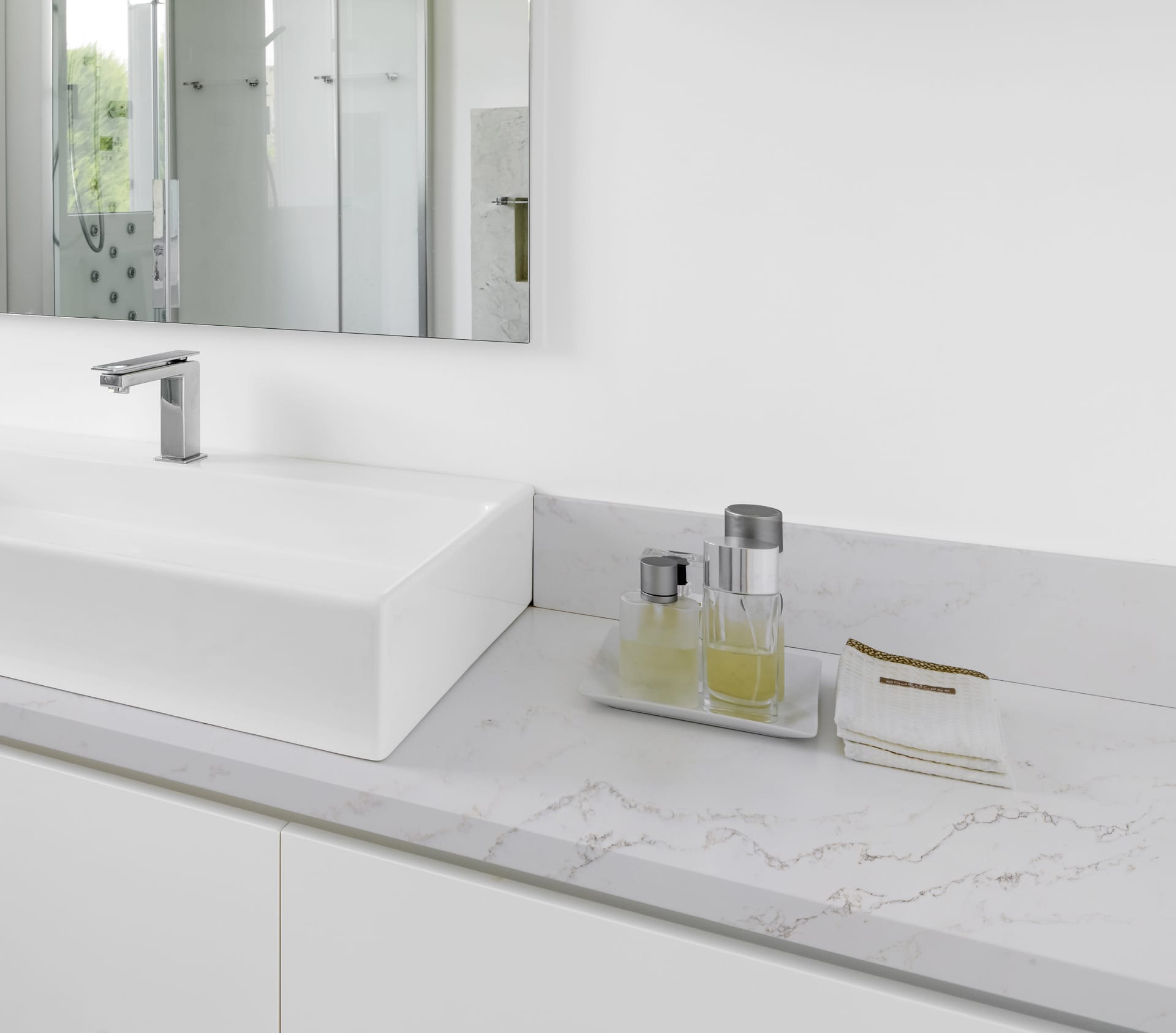 Calacatta Milan CQS White Quartz Worktop by Classic Quartz Stone — image 3