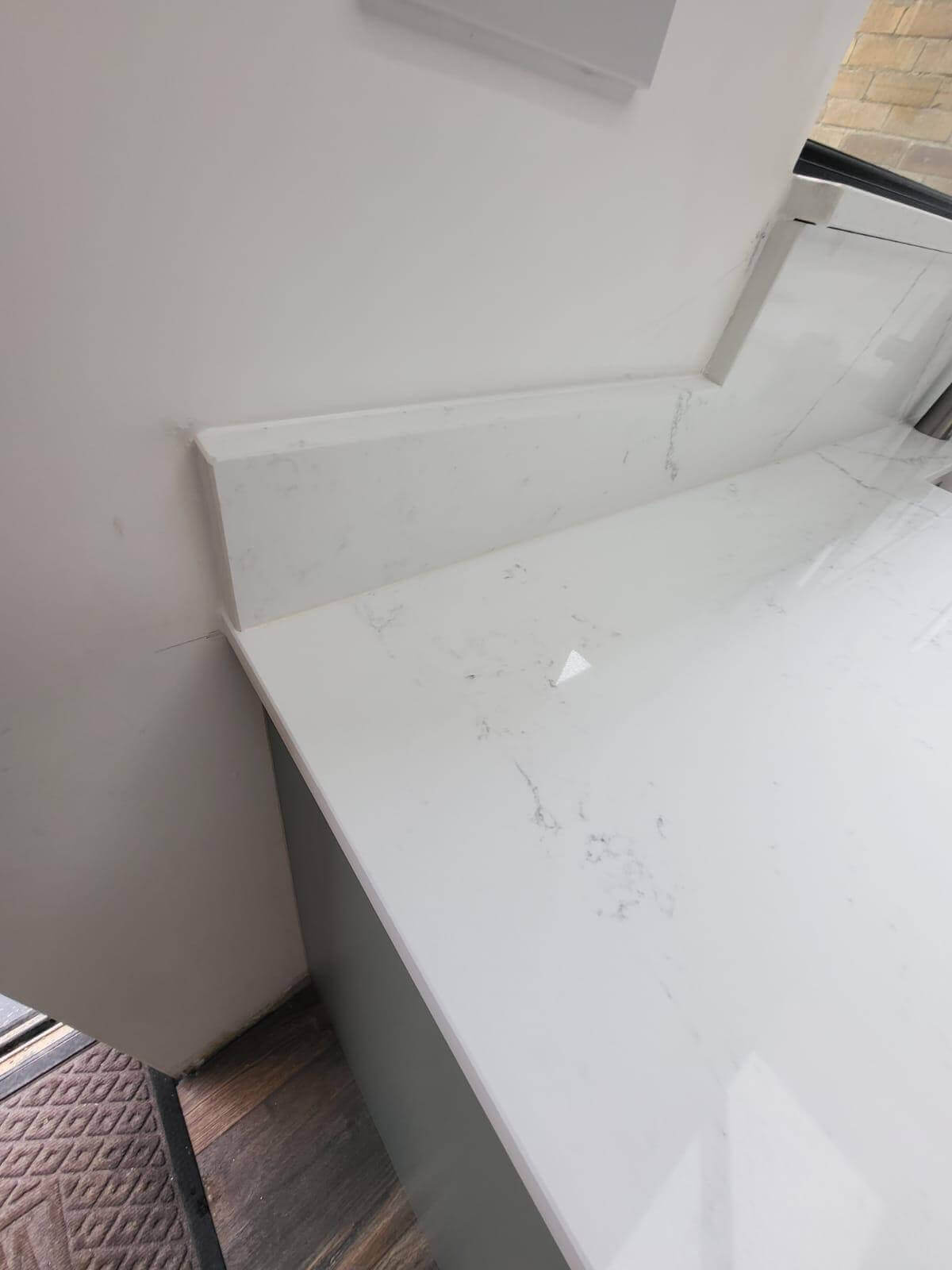 Avalanche White Quartz Worktop by Fugenstone — image 6