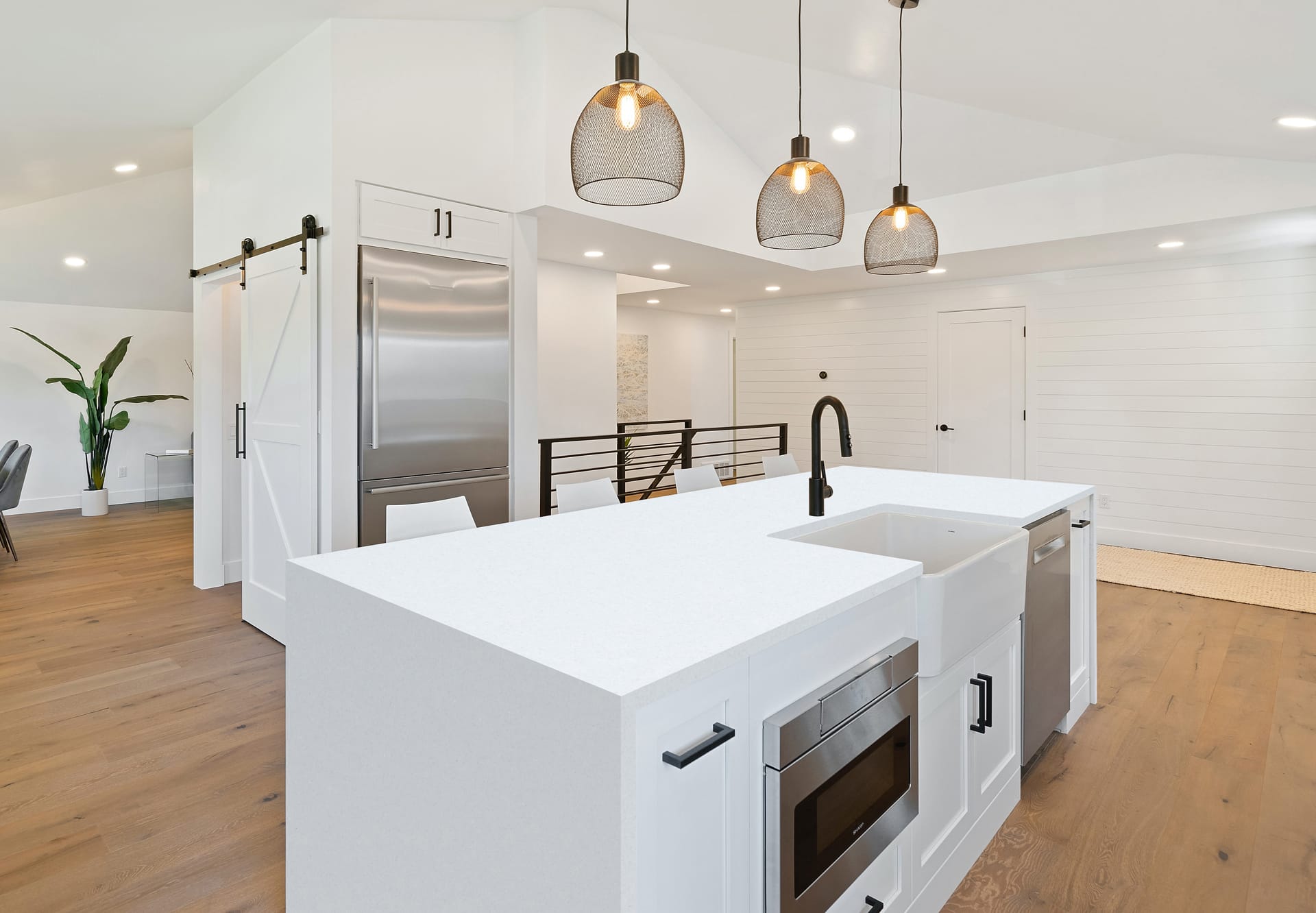 Ice Storm HS Quartz Worktop by Horizon Stone — image 2