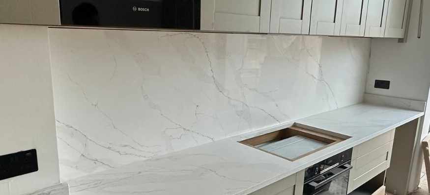 Calacatta Light Grey Quartz Worktop by Modern Quartz Stone — image 6