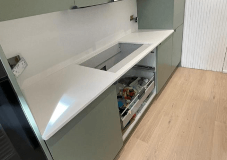 Super White White Quartz Worktop by Modern Quartz Stone — image 6