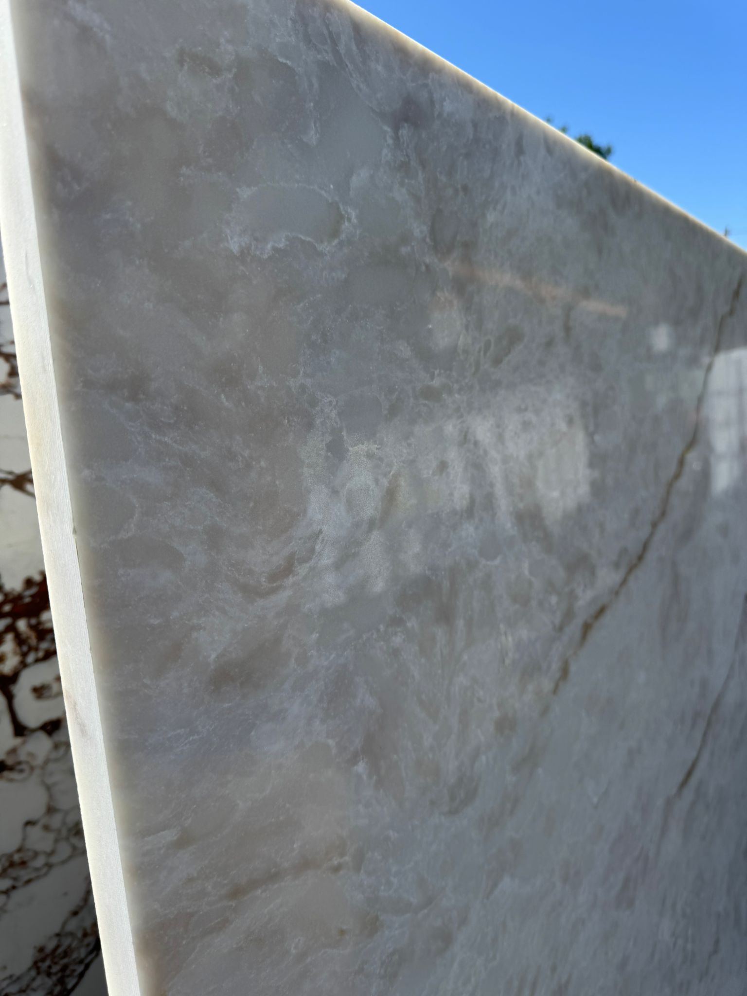 Taj Mahal Extra Brown Quartz Worktop by Modern Quartz Stone — image 6