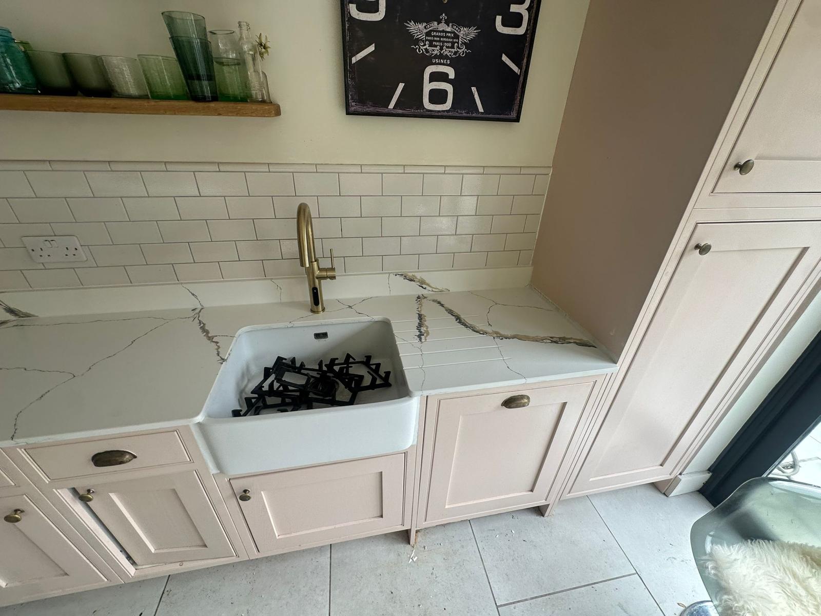 Calacatta Fantasy QC White Quartz Worktop by Quartz City — image 4