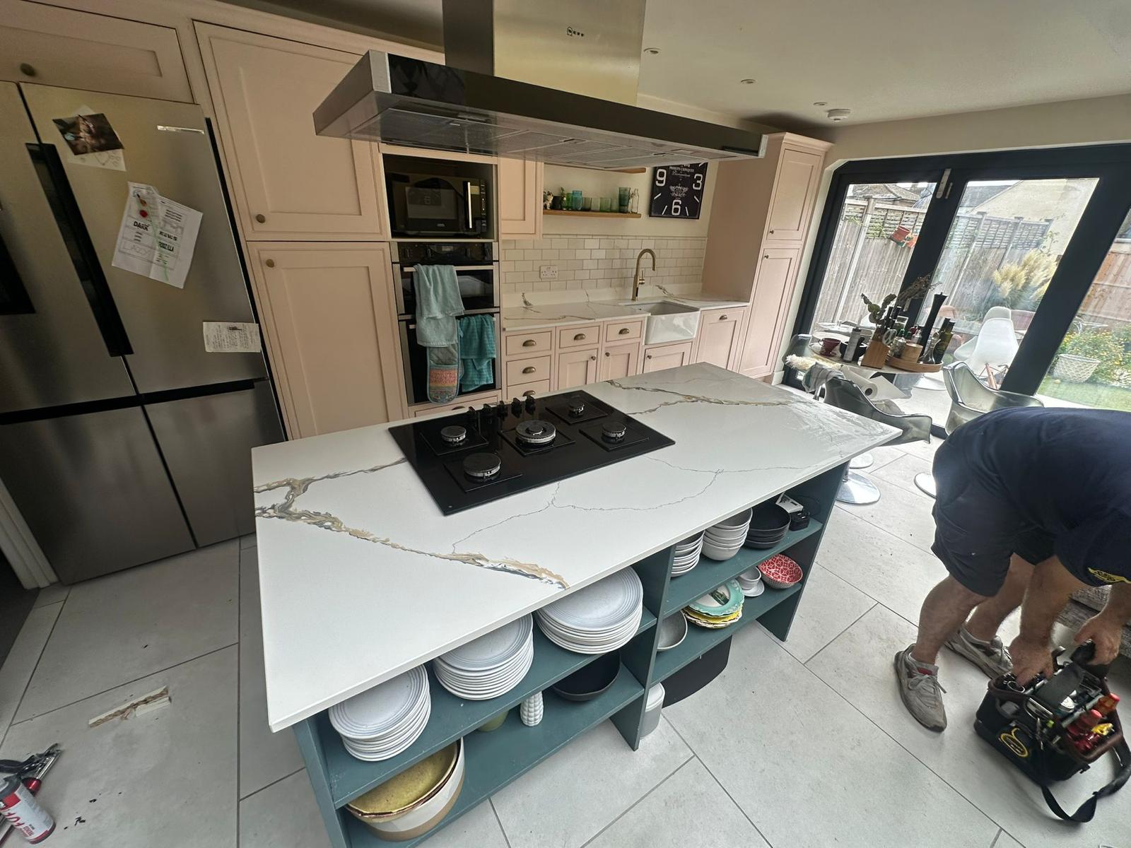 Calacatta Fantasy QC White Quartz Worktop by Quartz City — image 6