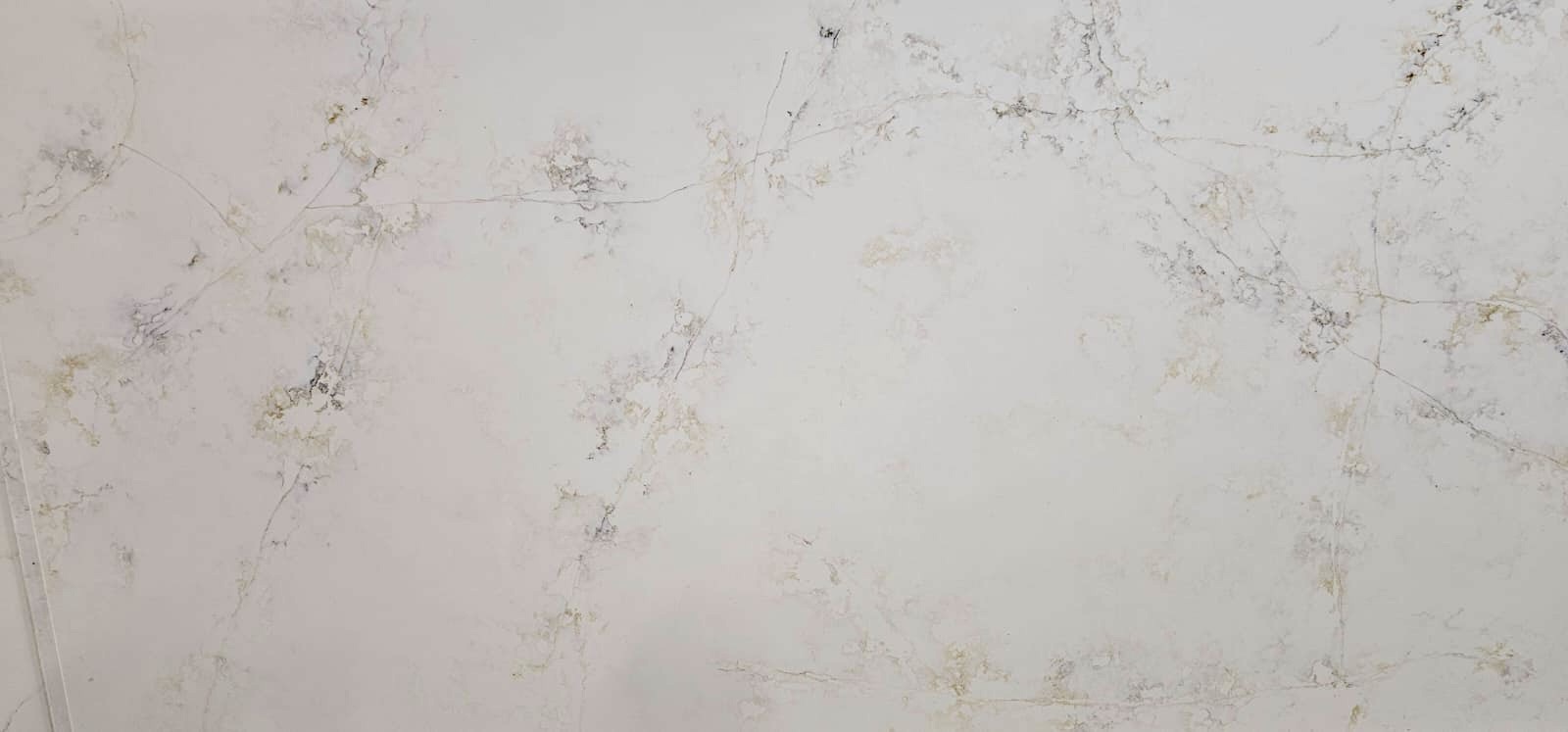 Serene White Quartz Worktop by Quartz City — image 3