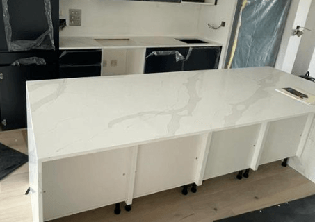 Calacatta Oro White Quartz Worktop by Stoneone — image 3